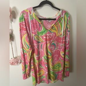 Lilly Pulitzer Terry hooded beach cover up size Large in print All Nighter